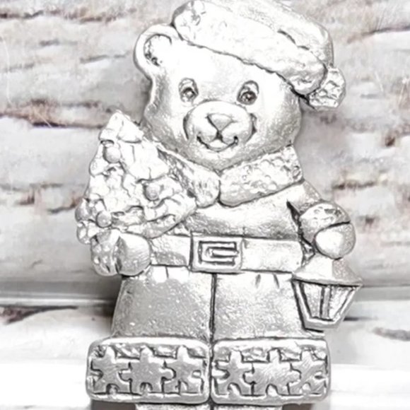 Christmas Teddy Bear Seagull Pewter Brooch, Vintage Canada Christmas Ornament - Picture 1 of 4